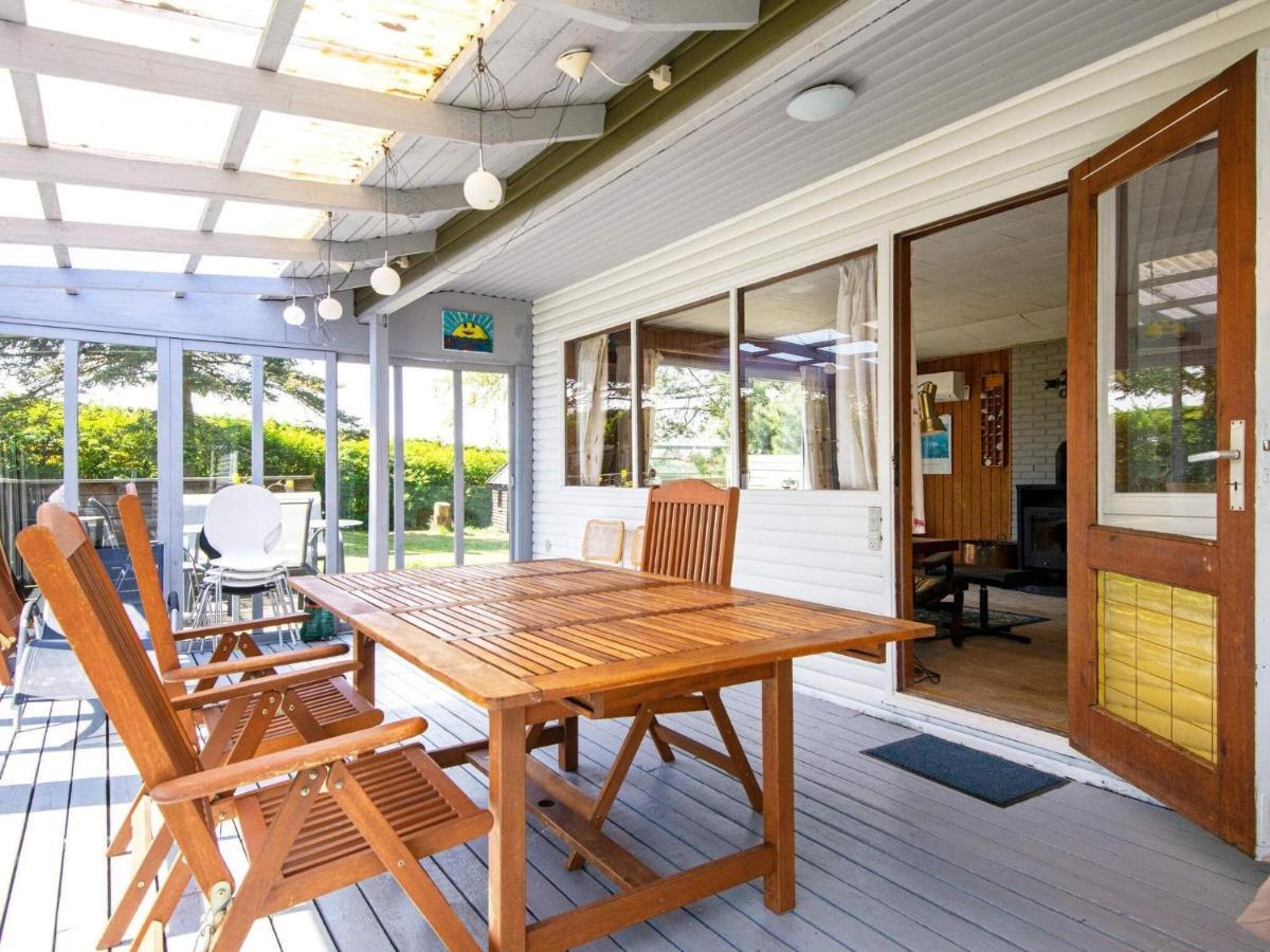 5 Person Holiday Home In Odder Esterno foto