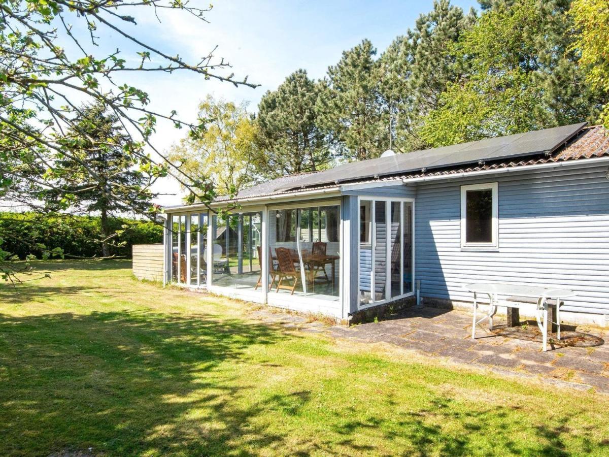 5 Person Holiday Home In Odder Esterno foto