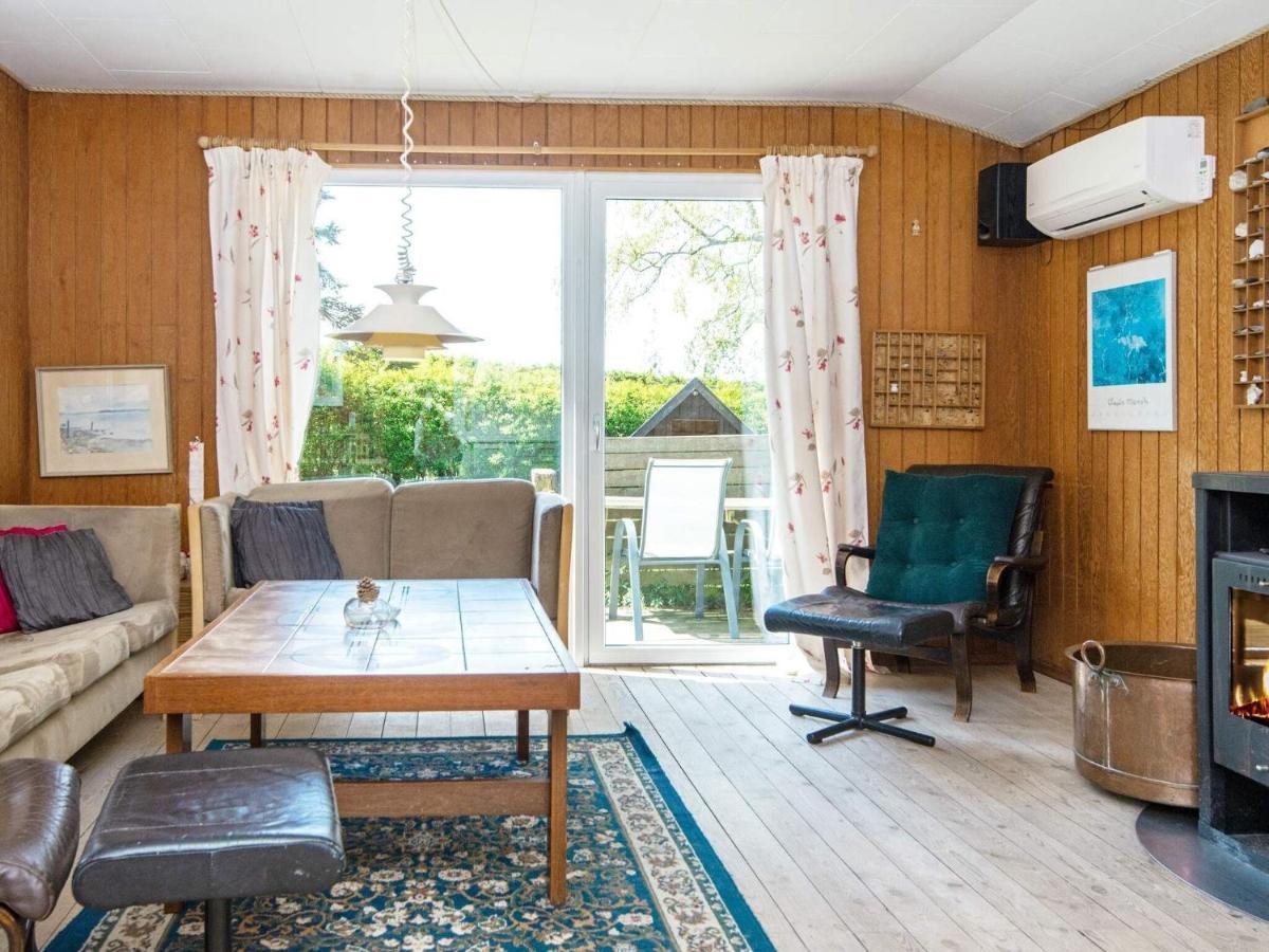 5 Person Holiday Home In Odder Esterno foto
