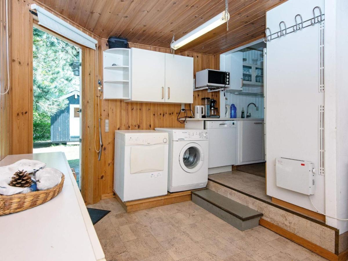 5 Person Holiday Home In Odder Esterno foto