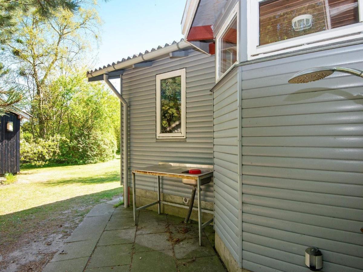 5 Person Holiday Home In Odder Esterno foto